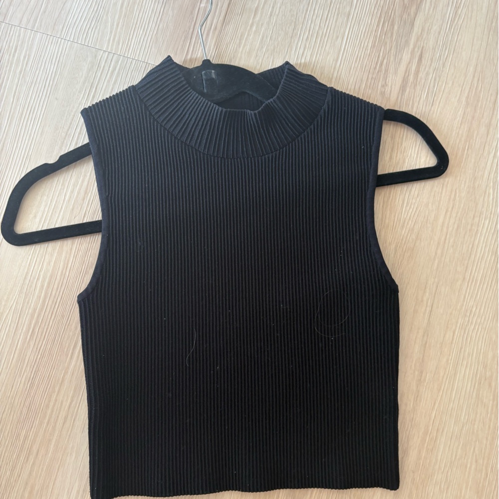 Babaton Black Ribbed Muscle Tee - Picture 1 of 1